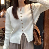 Baiting Design Sweater Coat Wearing Pure Autumn And Winter Korean 2025 Simple Knitted Bottom Shirt Temperament New HZ1208